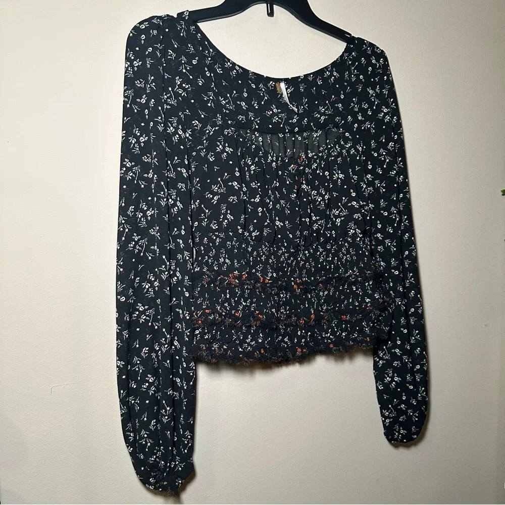 Free People Floral Black Women's Smocked Ruffled Cutout Front Tie Blouse Large